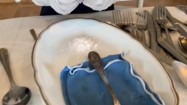 Уроки по домоводству «Как чистить столовые приборы» Выпуск 20/8 смотреть онлайн