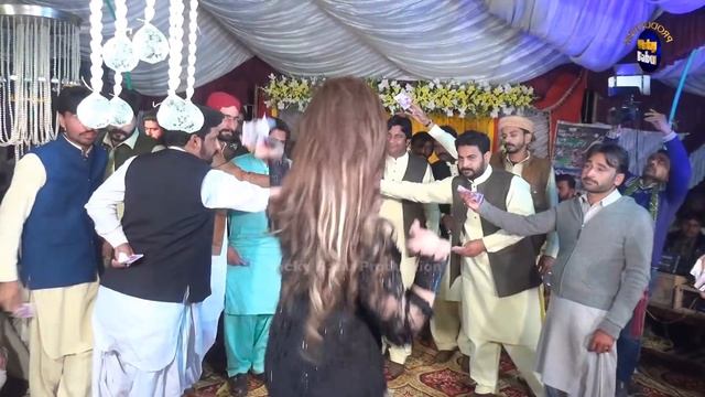 Madam Pari Paro New Dance | New Dance 2019 | Vicky Babu Production смотреть онлайн