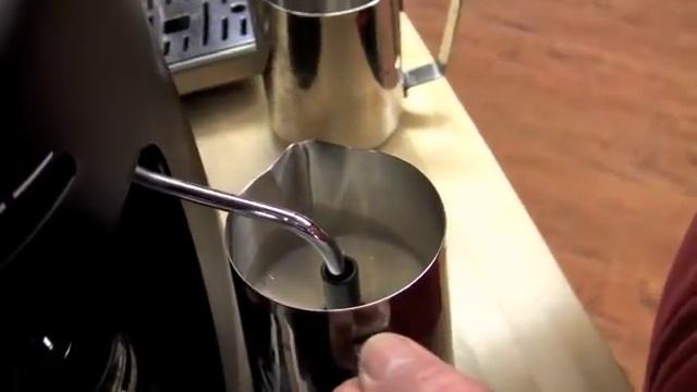 Crew Review: Capresso 4 Cup Espresso/Cappuccino Machine смотреть онлайн