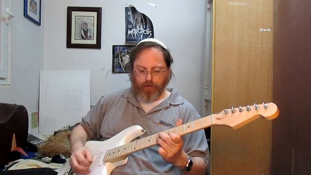 Modified Fender Squier - Dimarzio Area 61, Chinese stock pickups смотреть онлайн