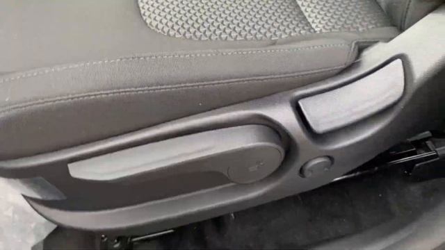 Вдохновляющий городской кроссовер Kia Sportage. смотреть онлайн