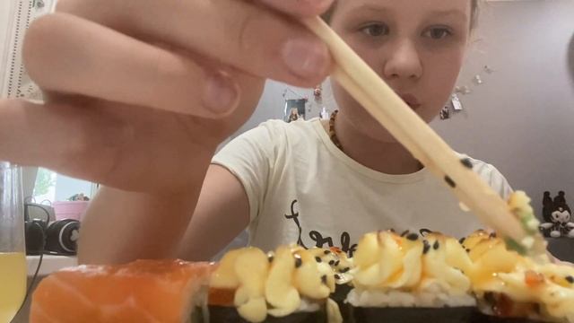 Мукбанг роллы/?у меня выпускной/2023г 26 мая