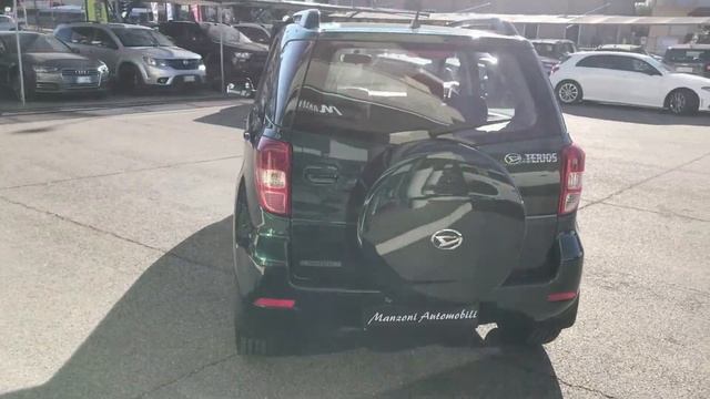 DAIHATSU Terios 1 5 4WD SXA AUTOMATICA смотреть онлайн