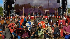 "Небо славян" - документальный фильм
Продолжительность 35 мин.