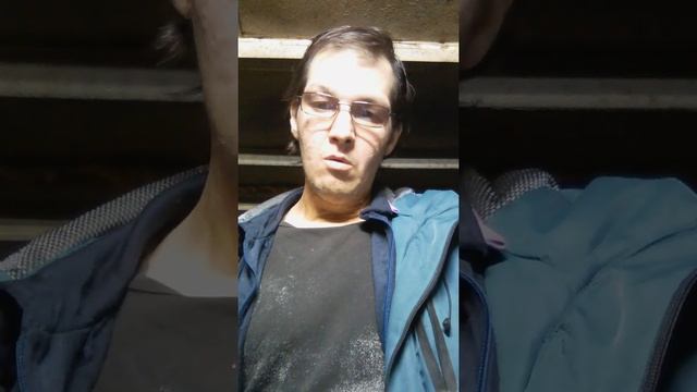 ? Утро. Почти минус 10. Ветер. Сутки без отопления. Читаю стихи. смотреть онлайн