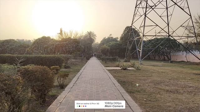 Unbelievable camera BUT - realme 12 pro plus?? смотреть онлайн