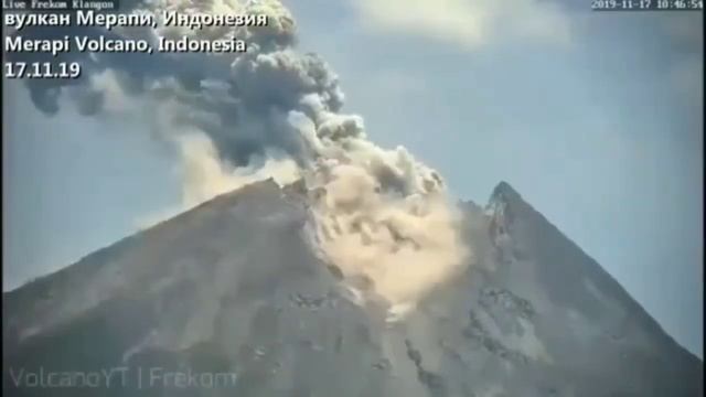 Извержение вулкана Мерапи, Индонезия. Merapi Volcano Eruption, Indonesia смотреть онлайн