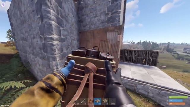 Построил САМЫЙ БЕЗОПАСНЫЙ ДОМ! Игроки НЕ ЗНАЮТ как МЕНЯ ЗАРЕЙДИТЬ в Rust/Раст смотреть онлайн