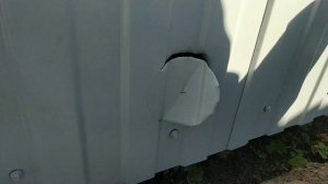 Вырезаем отверстие в профлисте или металлочерепице  без спец инструмента.