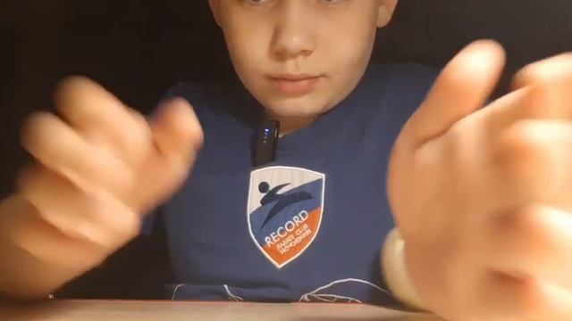 Бьюти видео. Рассказываю как укдадываю волосы, каким кремом мажу лицо и руки.(Мда...) смотреть онлайн