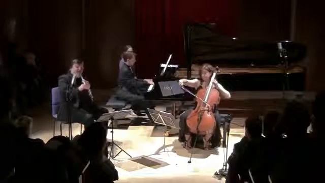 A. Piazzolla, Oblivion - Baglini, Chiesa, Giuffredi смотреть онлайн