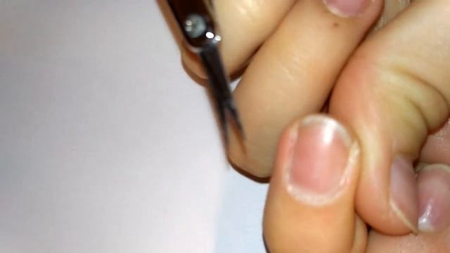 Review/ Cuticle Remover/Pusher/Pen Manicure Tool Crystal Filling From Bornprettystore.com