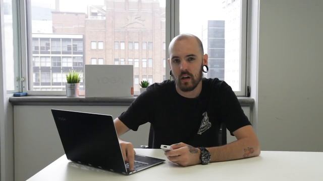 Tech Tip: How to use USB Type C to connect to an external monitor смотреть онлайн