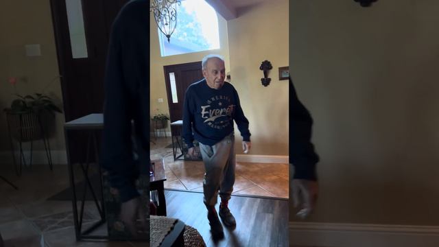 Dad wants his car (surgery or not) смотреть онлайн