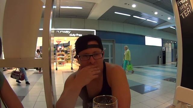 Дежурный по городу во Вьетнаме №1. Верхом на тележке и танец стюардесс. Сам Себе Турагент смотреть онлайн