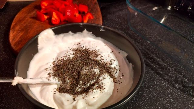 Куриная грудка с зеленой стручковой фасолью в сметанно - чесночном соусе. Легкий ужин смотреть онлайн