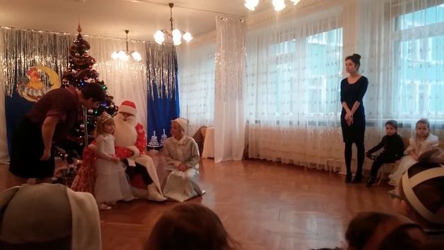 ❤New year.Gifts. Новый год.Подарки. Сад 451.El nuevo año.Regalos. Jardín De Niños 451. смотреть онлайн