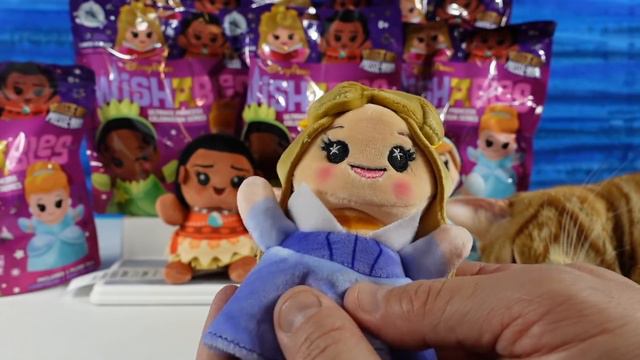 Disney Wishables Ultimate Princess Celebration Series Blind Bag Plush Opening | CollectorCorner смотреть онлайн