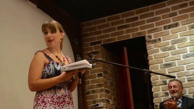 Кристина Выборнова читает на творческом вечере сказки из книги "Мечтать вредно" смотреть онлайн