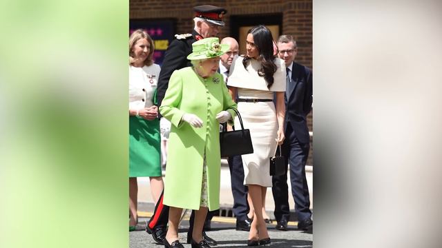 The Truth About Queen Elizabeth's Relationship With Prince Harry смотреть онлайн