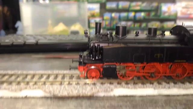 Почему не едет паровоз? Br 75 brawa. смотреть онлайн