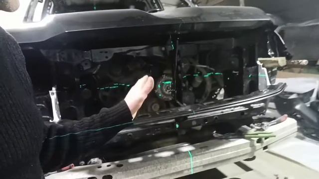 Сборка морды Toyota Land Cruiser 200 смотреть онлайн