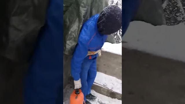 Алмазное бурение компании ИНЭКС зимой под химические анкера. смотреть онлайн