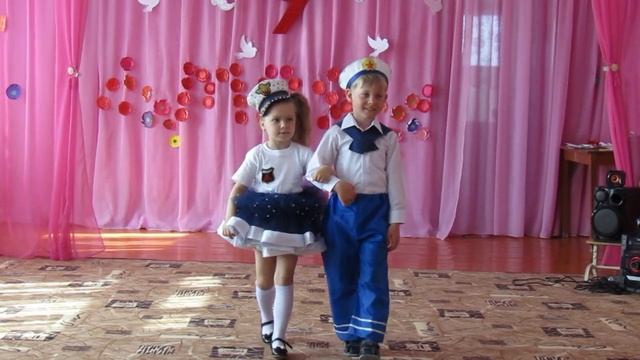 Танец "Тучи в голубом" смотреть онлайн