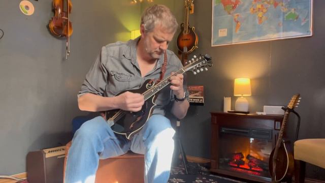 “I’ll Fly Away” on Mandolin смотреть онлайн