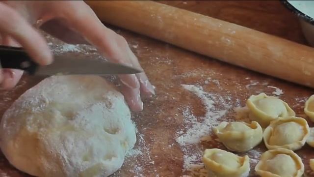 Готовим по-домашнему. Как приготовить пельмени. Вкусная кухня Полины Волконской. смотреть онлайн