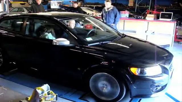 ECS dynos a Volvo C30 R-Design смотреть онлайн