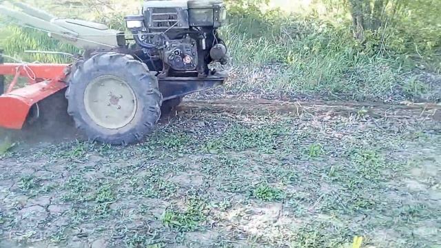 Мотоблок зубр работа с фрезой смотреть онлайн