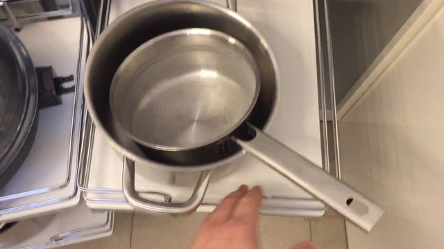 Угловая кухня без ручкек смотреть онлайн