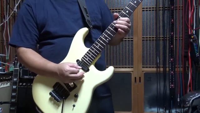 Kramer JK1000 / Guyatone HDｍ5 + Maxon DM-1000 with Roland BC-60 смотреть онлайн