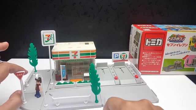 Tomica Town Seven Eleven (7-Eleven) смотреть онлайн