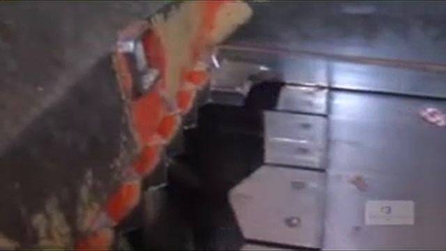 Горизонтальный пресс CK International. Прессование картона и пластика смотреть онлайн