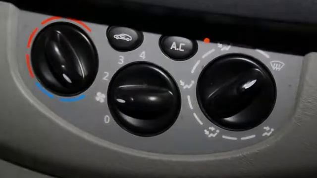 Opel Vivaro 2.0 D 66KW L2H1 DUBBEL CABINE смотреть онлайн