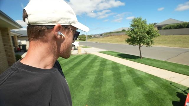 First Mow On My Seeded Lawn // 25mm (1 inch) Perennial Ryegrass смотреть онлайн