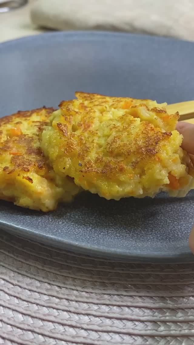 Вкуснейшие рыбные котлетки как облачко ☁️ 
Не забудь подписаться на канал, тут много рецептов!