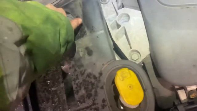 Разборка Renault - Megane 2 2002-2009, 1.9 DCI (VIN: VF1EMS40635169128) T20128 смотреть онлайн