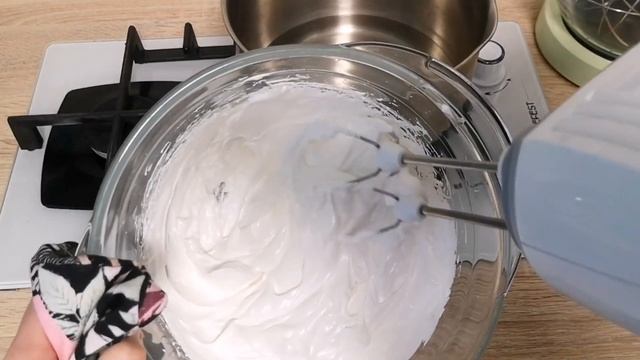 Шапочка для куличиков в стиле винтаж. смотреть онлайн