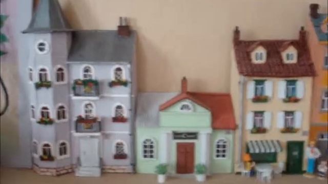 Paper model.Cardboard town grows. смотреть онлайн