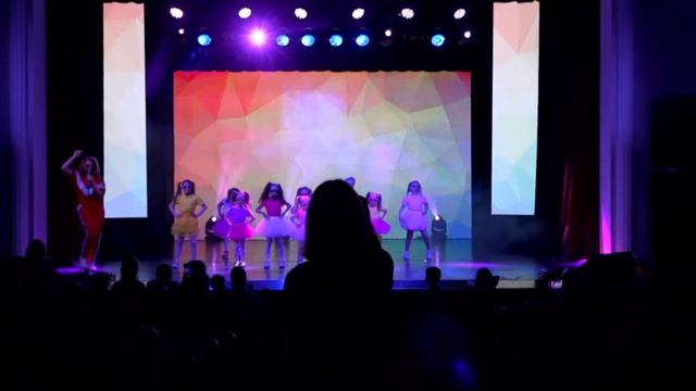 Театрализованная концертно-игровая программа ко Дню защиты детей "Радость детства" смотреть онлайн