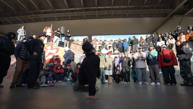 Music vs Snake | Footwork Concrete 1/4 at #FORMSKILL 2023 смотреть онлайн