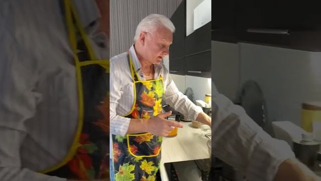 ТОМАТНЫЙ СУП С МИДИЯМИ? смотреть онлайн