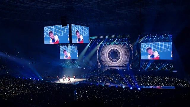 EXO Planet #5 - EXplOration in Seoul Day 5 - Gravity смотреть онлайн