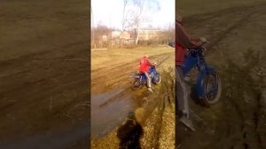 Мопеды по грязи (Верховина,Карпати)