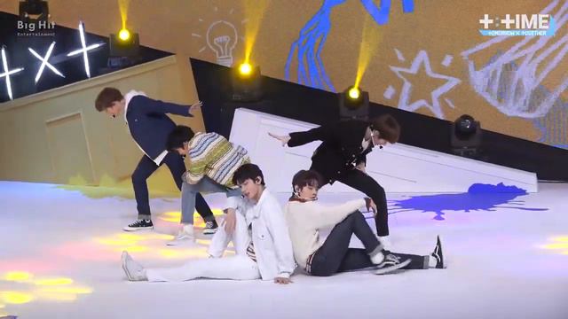 Дебют группы txt смотреть онлайн