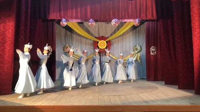 Девичий танец «Кыстын самы» смотреть онлайн