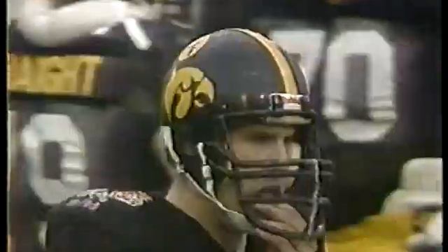 NCAA Football - 1986 - Rose Bowl Classic - UCLA Bruins Vs Iowa Hawkeyes - Pregame & 1st Half смотреть онлайн